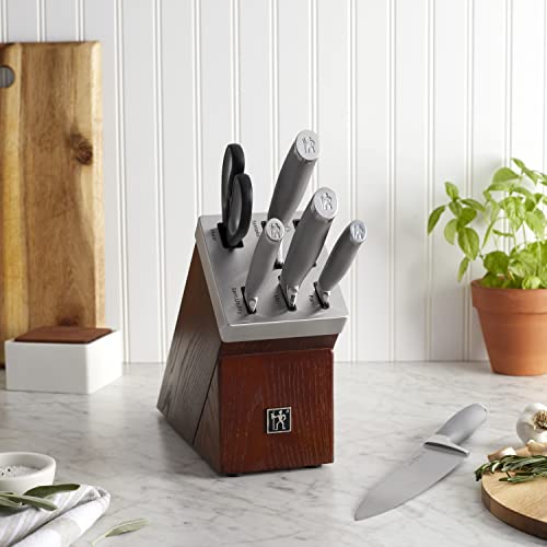 Juego de cuchillos ZWILLING Henckels Modernist para cortes precisos en cocina diaria.