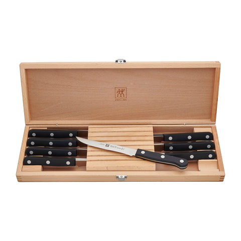 Cuchillos ZWILLING Twin Gourmet Classic dentro de una caja de madera para presentación elegante
