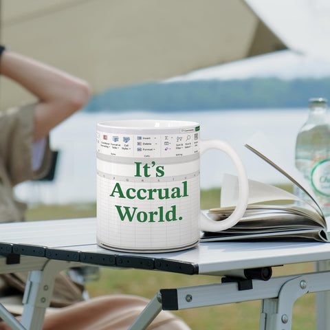 Taza ZWV con mango ergonómico para agarre cómodo durante horas.
